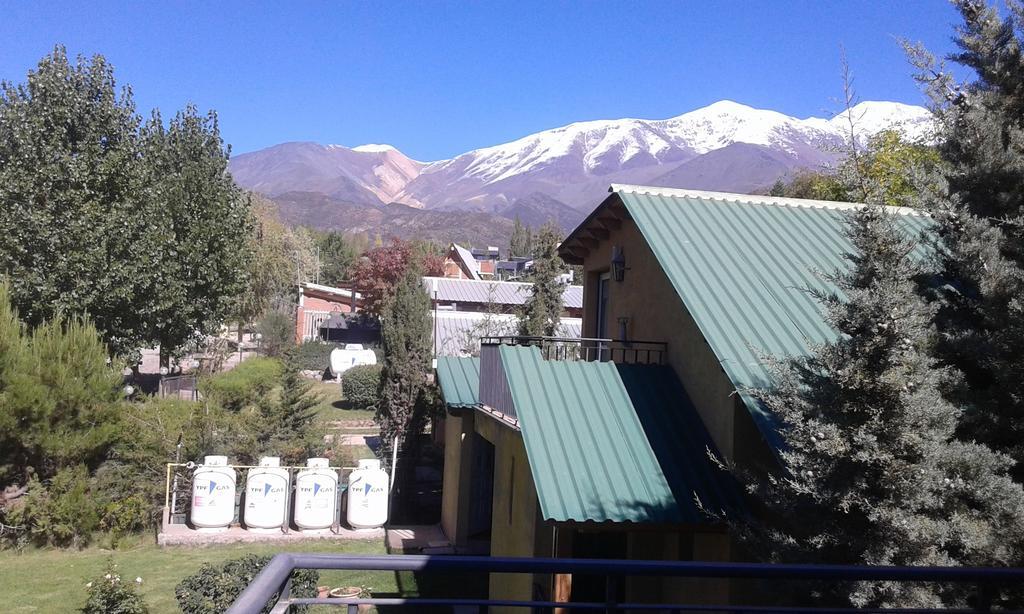 Cabanas Los Arreboles Potrerillos Exterior photo